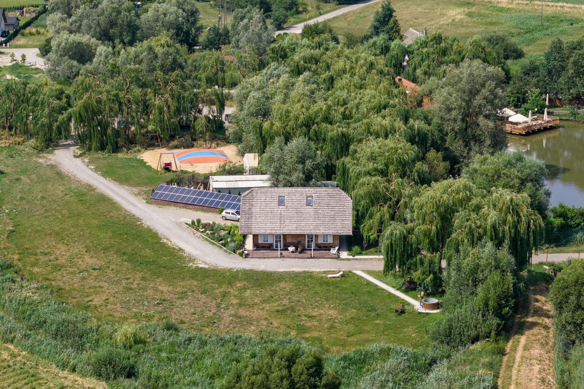 Chatka Pradziadka I Jurty Na Wodzie Pokrowka Kültér fotó